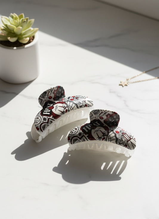 Modern Tribal Print Claws