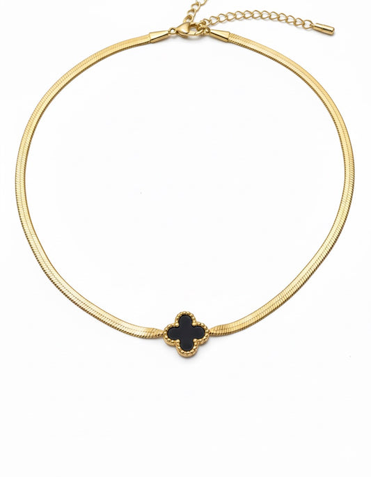Snake Chain Clover Pendant