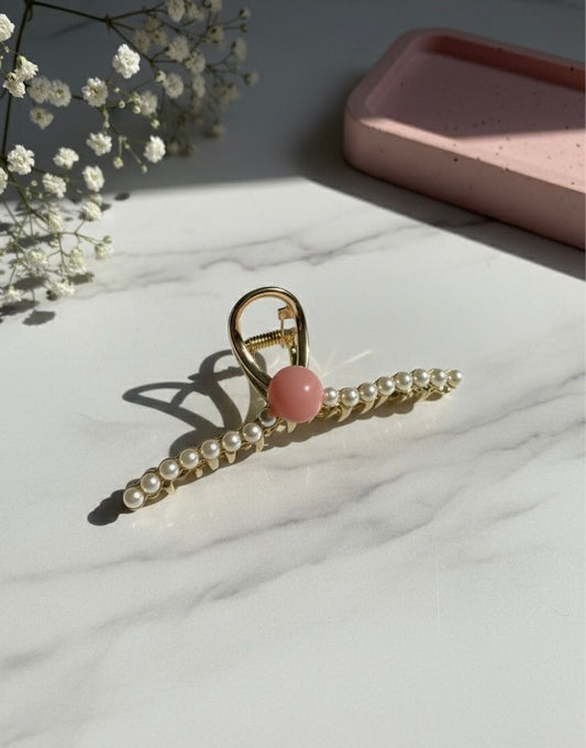 Pearlescent Charm Claw