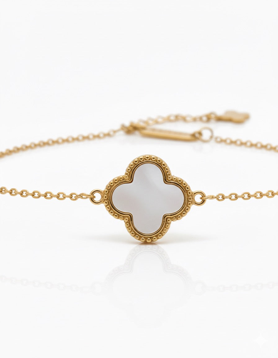 Pearl Clover Bracelet